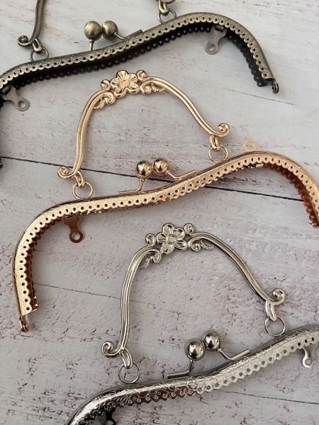 20 CM METAL ÇANTA KULPU   MODEL M-30