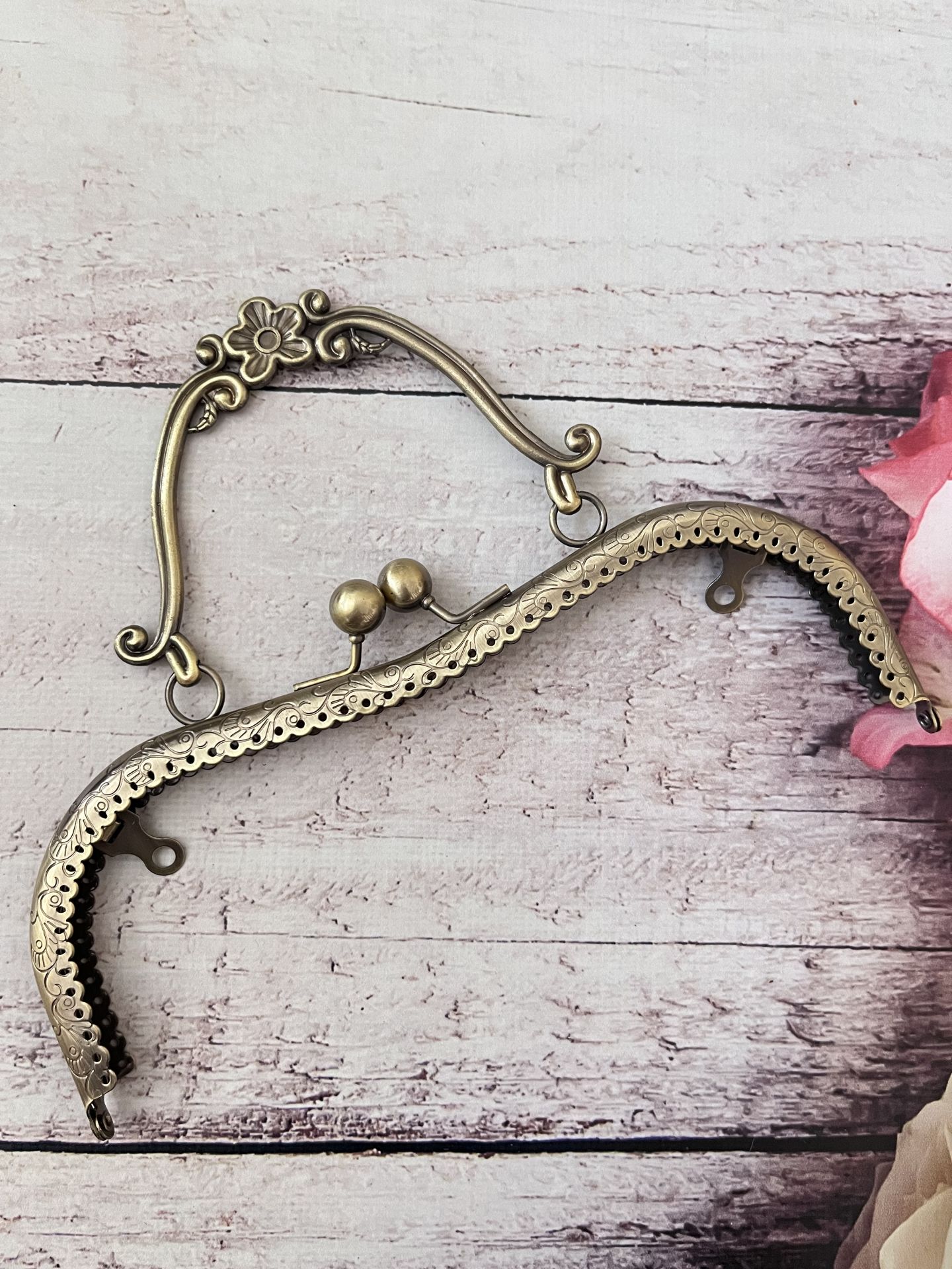 20 CM METAL ÇANTA KULPU   MODEL M-30 Antik