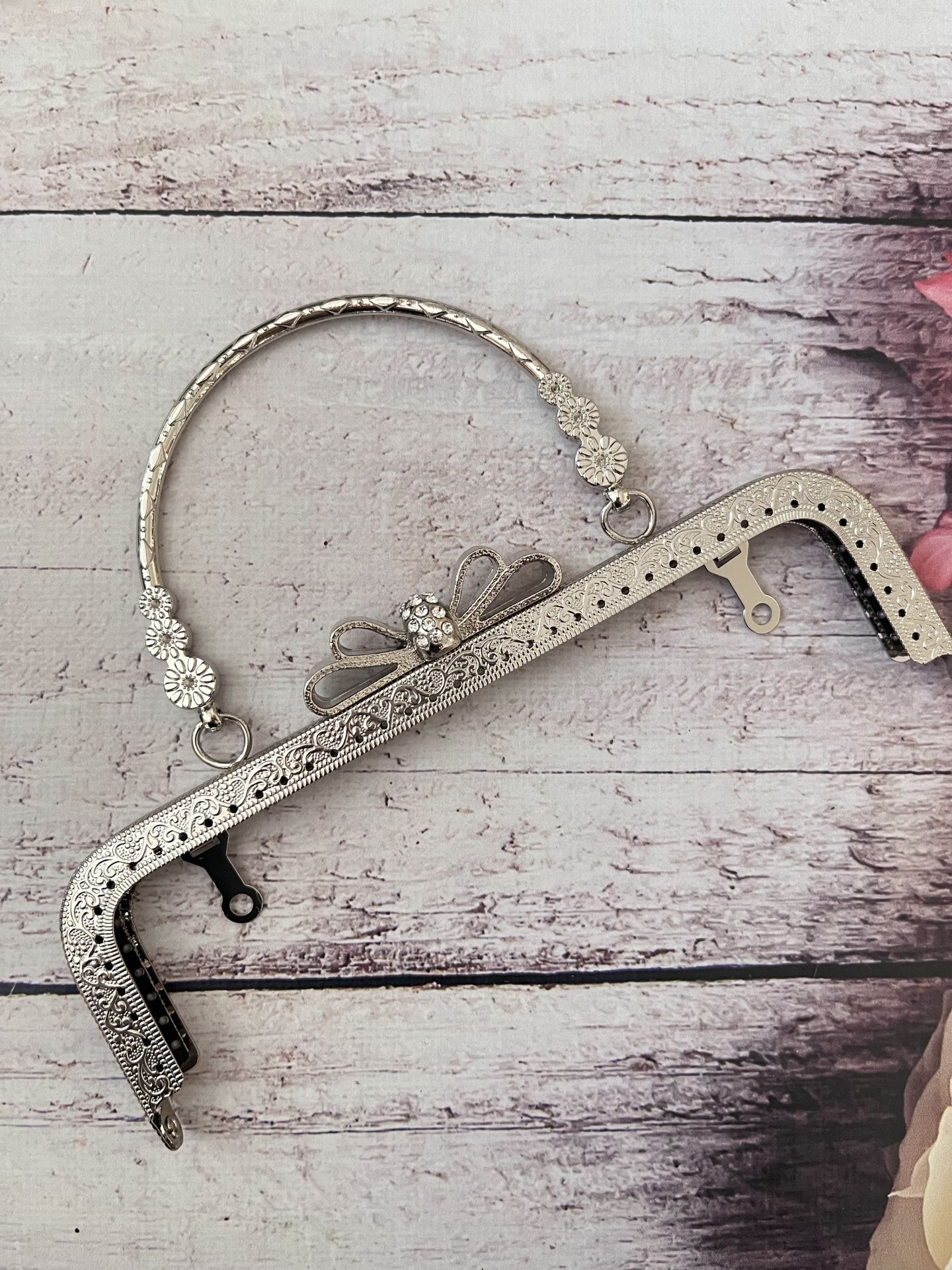 20 CM METAL ÇANTA KULPU   MODEL M-24 Gümüş