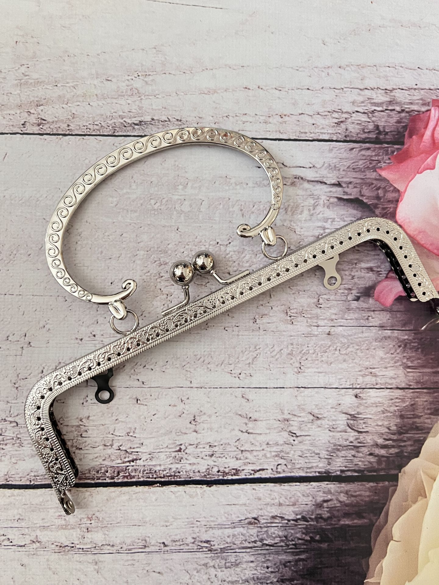 20 CM METAL ÇANTA KULPU   MODEL M-23 Gümüş