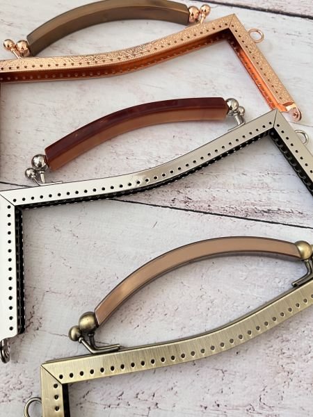 21 CM METAL ÇANTA KULPU   MODEL M-20 Gümüş