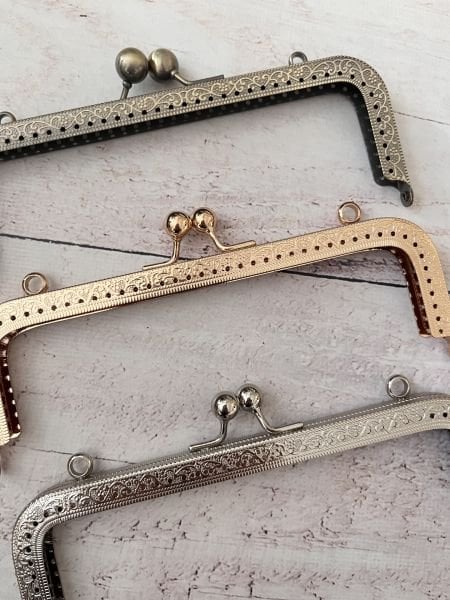 20 CM METAL ÇANTA KULPU   MODEL M-12