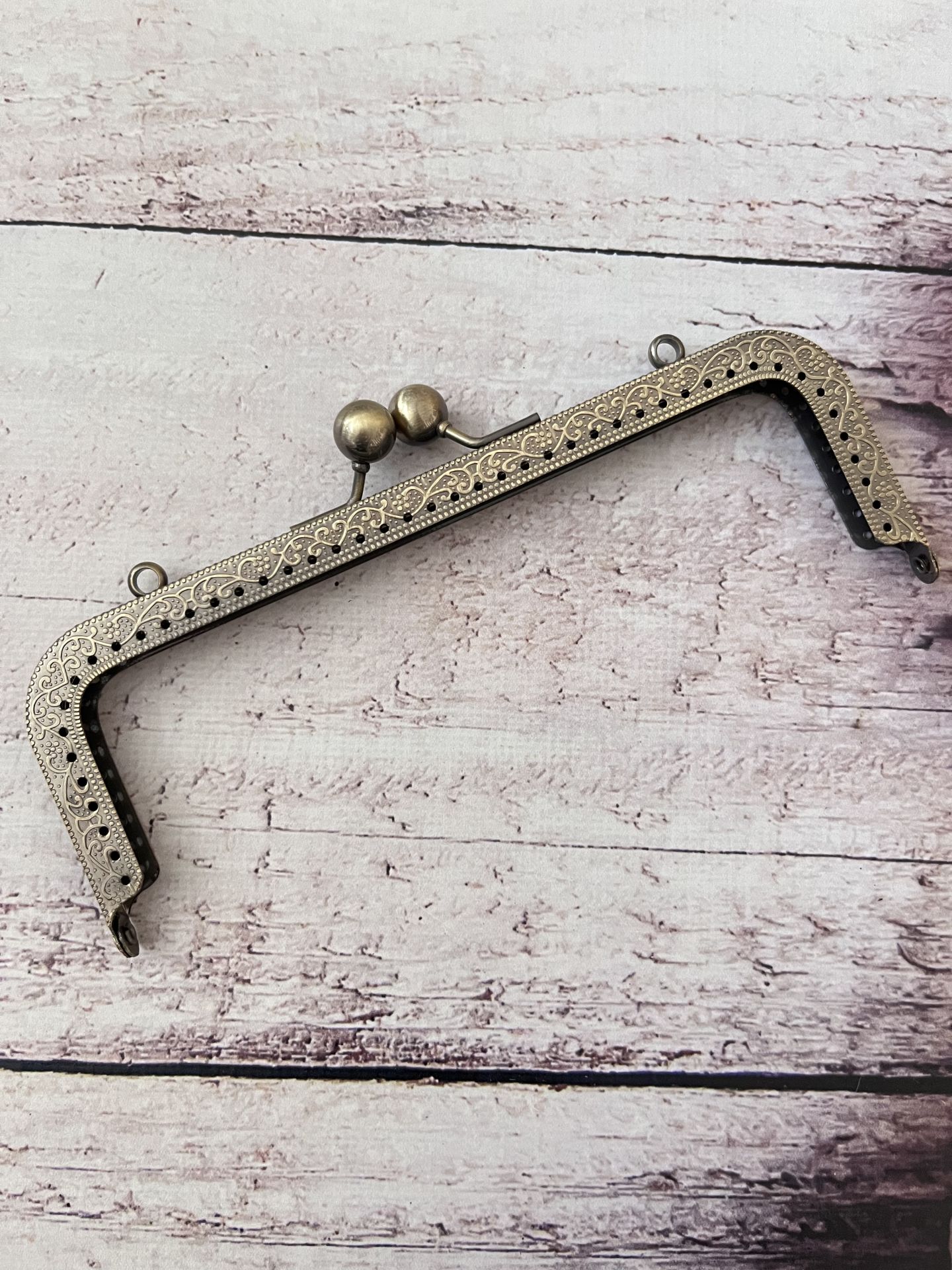 20 CM METAL ÇANTA KULPU   MODEL M-12 Antik