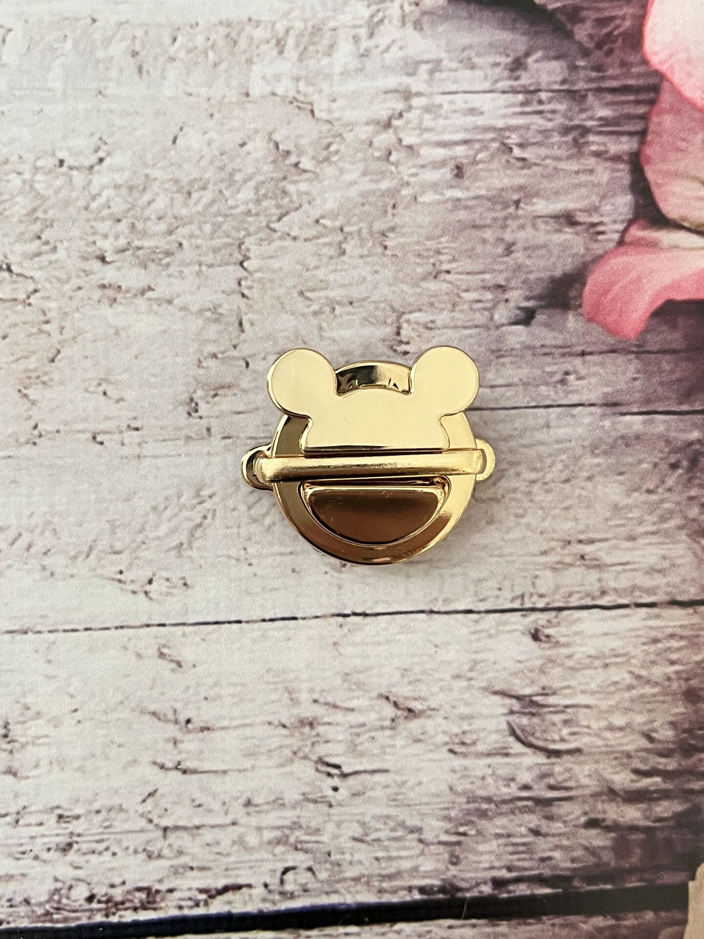 ÇANTA KİLİDİ MICKEY MODEL Gold