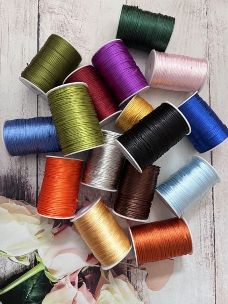 FLOŞ İPLİK  ZÜMRÜT YEŞİL 8