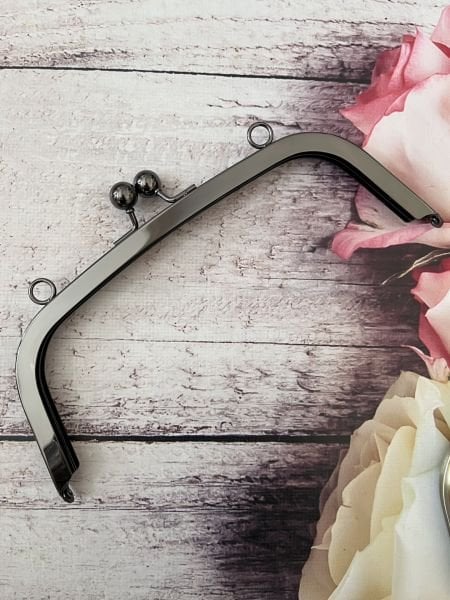 METAL İÇTEN VİDALI TOKALI BURS 21 CM