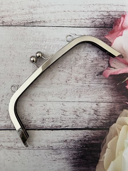 METAL İÇTEN VİDALI TOKALI BURS 21 CM M-7