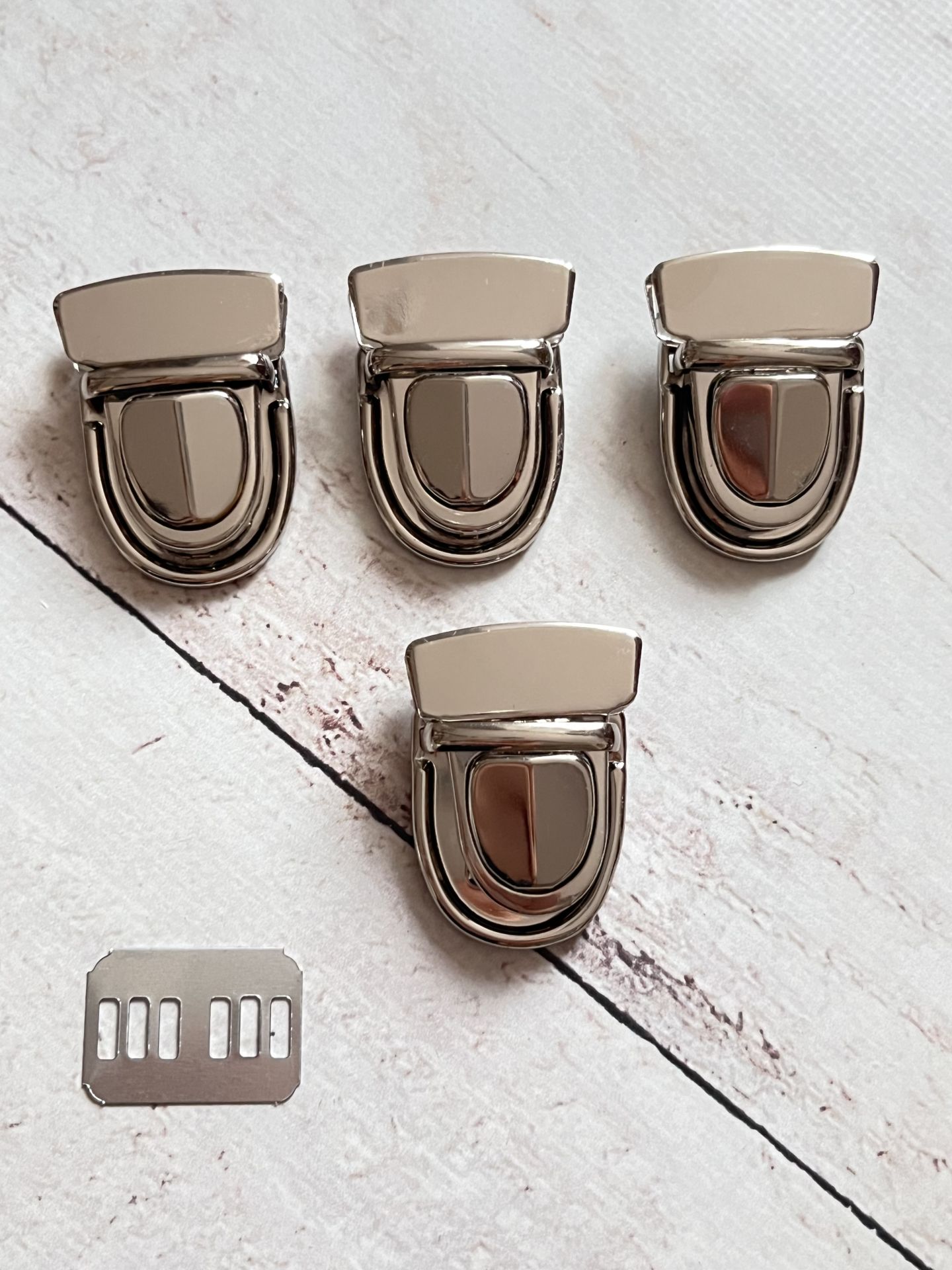 OVAL ÇANTA KİLİT 3CM