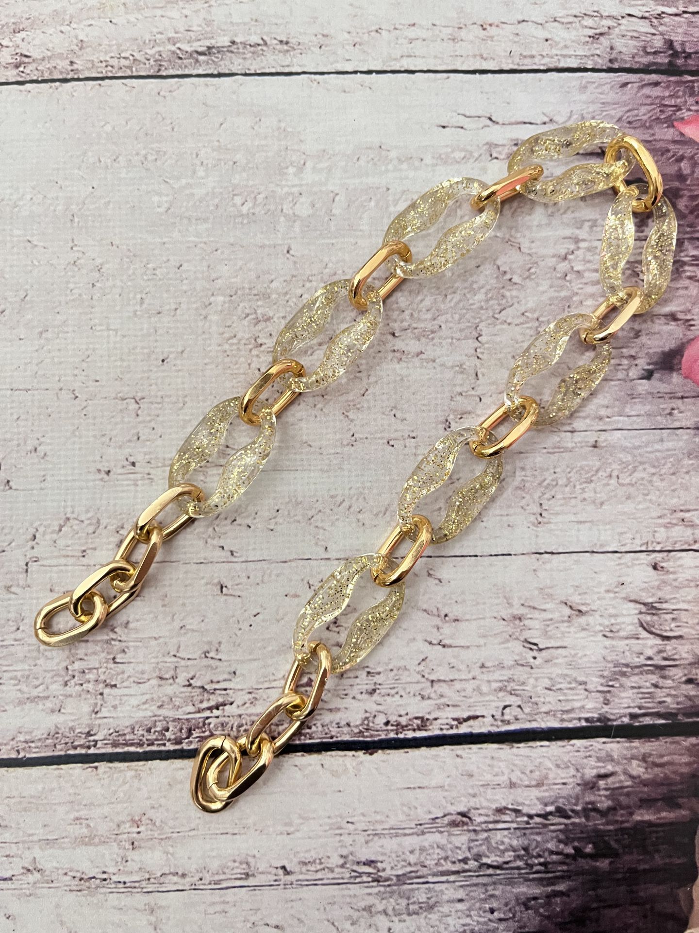 OVAL AKRİLİK ÇANTA SPI 40 CM SİMLİ GOLD