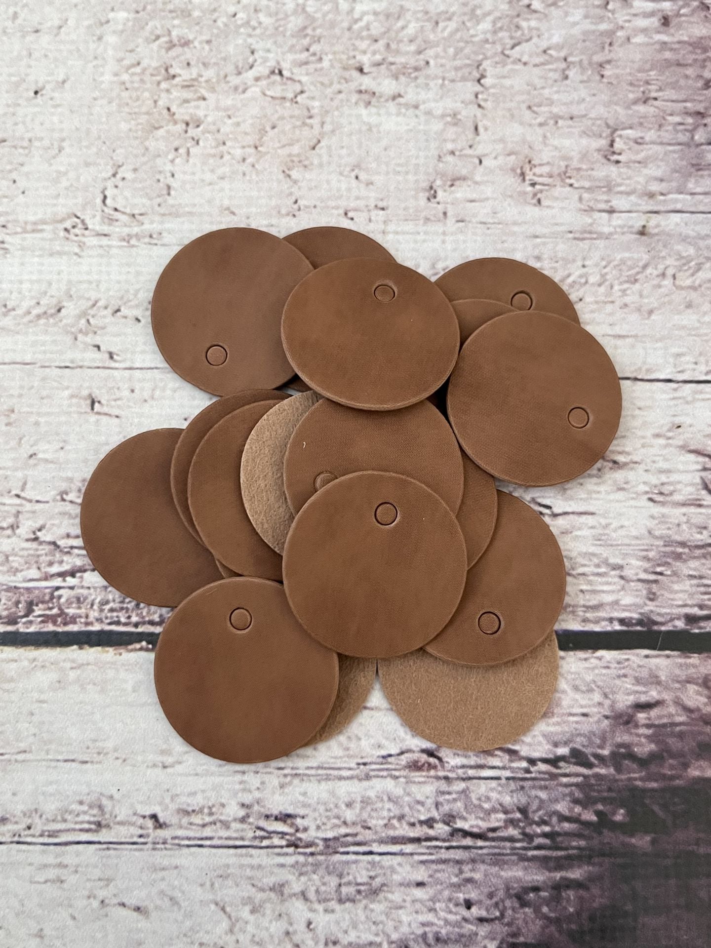 DERİ PUL  100' LÜ PAKET  (3 CM ) kahve
