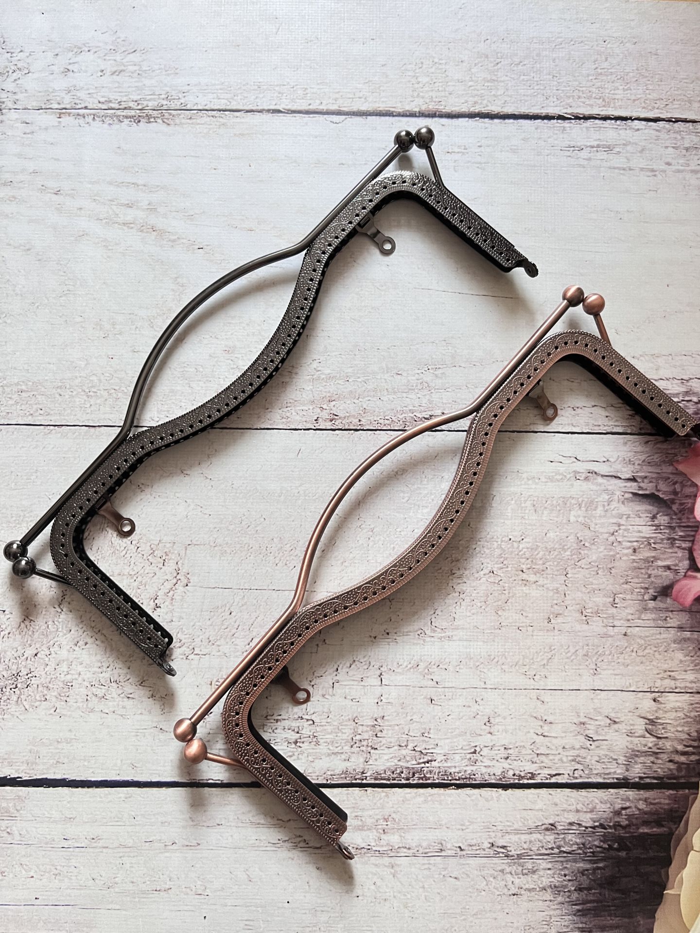 ÜSTEN TUTMALI METAL ÇANTA KULPU 27CM