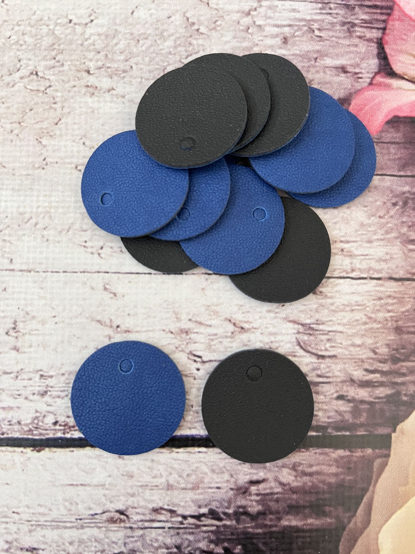 DERİ PUL KALIN ÇİFT RENKLİ 100' LÜ PAKET  (3 CM) mavi