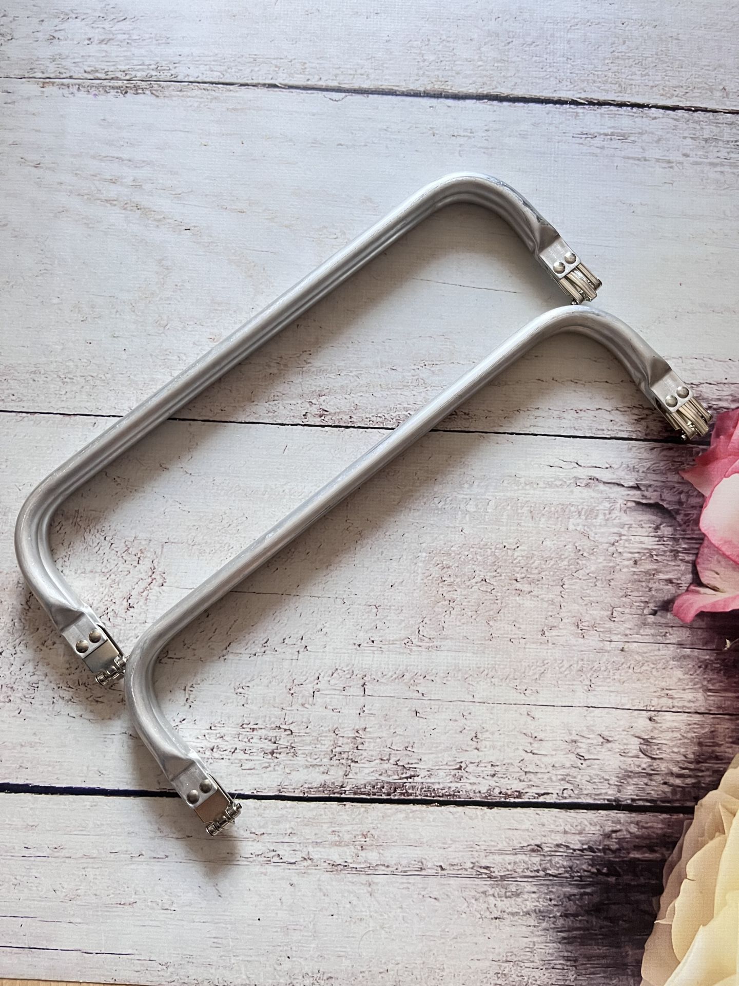 METAL GİZLİ BURS 30 CM VİDALI 1 ADET