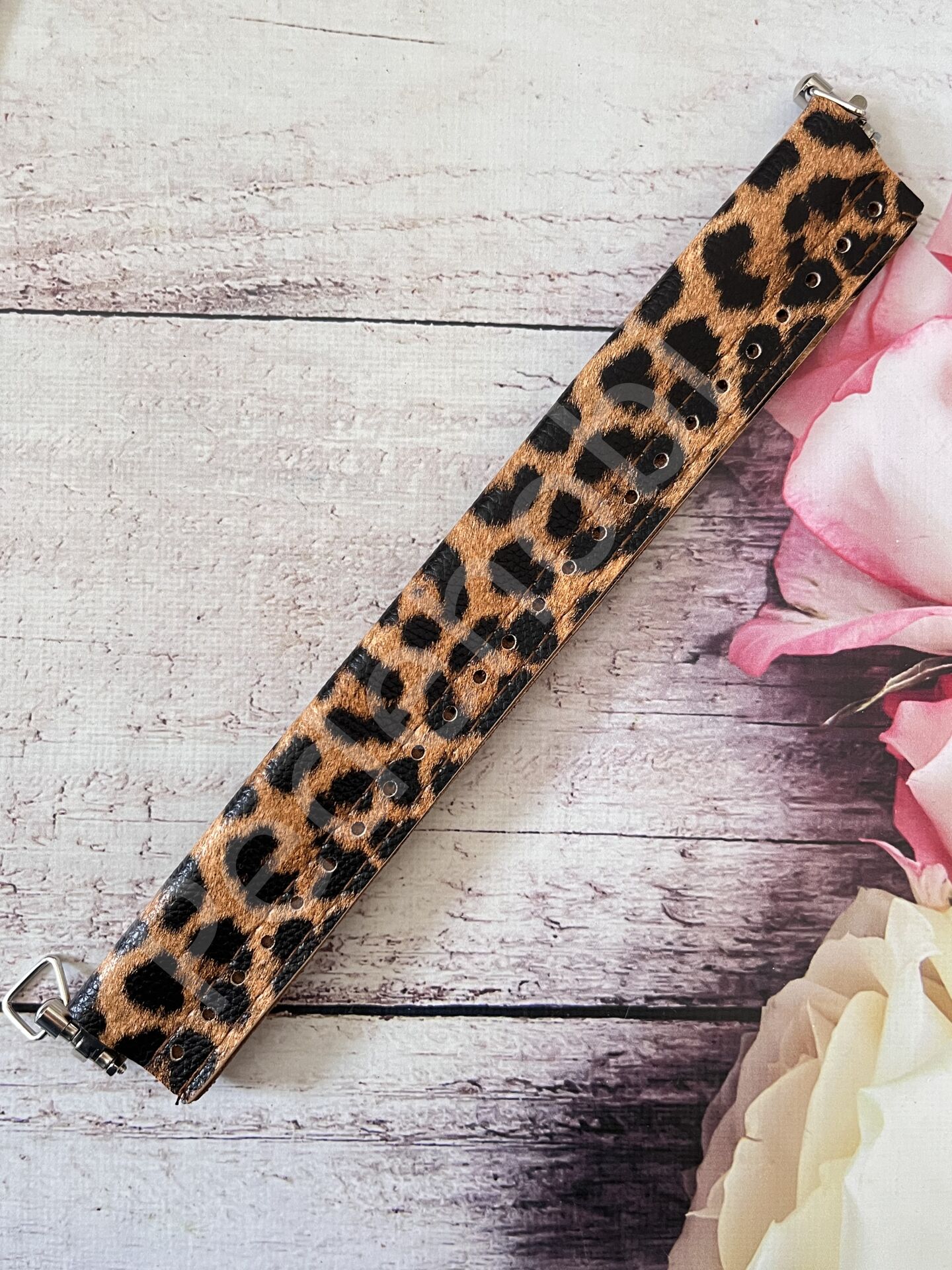 ASKILI YAYLI DERİLİ ÇANTA BURSU 28cm LEOPAR