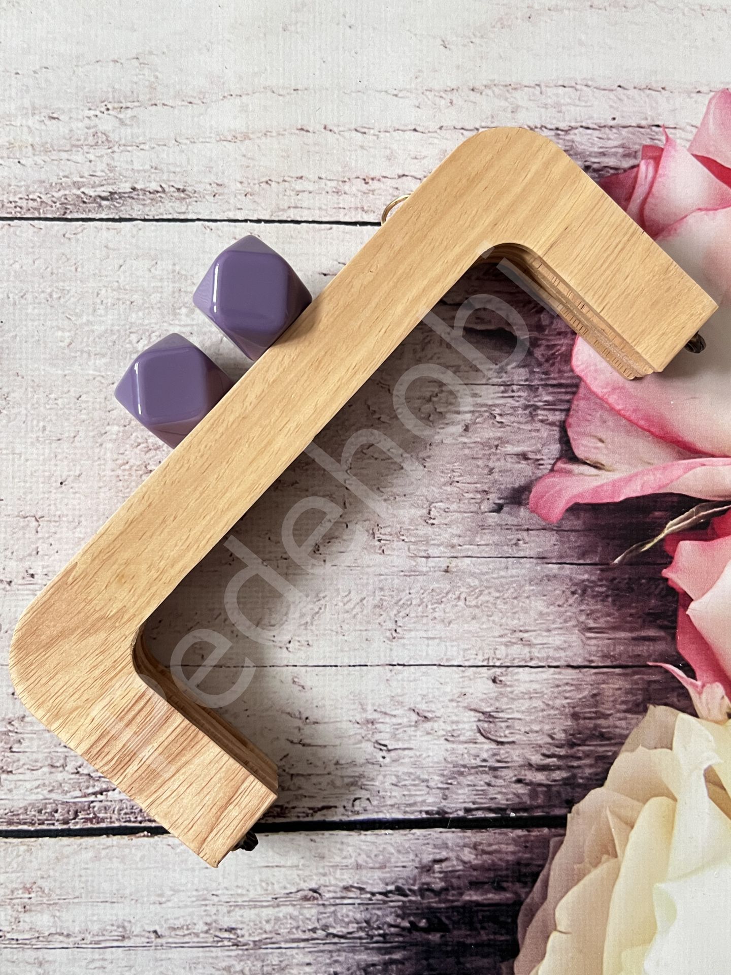 SİLİKON BONCUKLU MIKNATISLI AHŞAP BURS 20 CM M-20 Mor