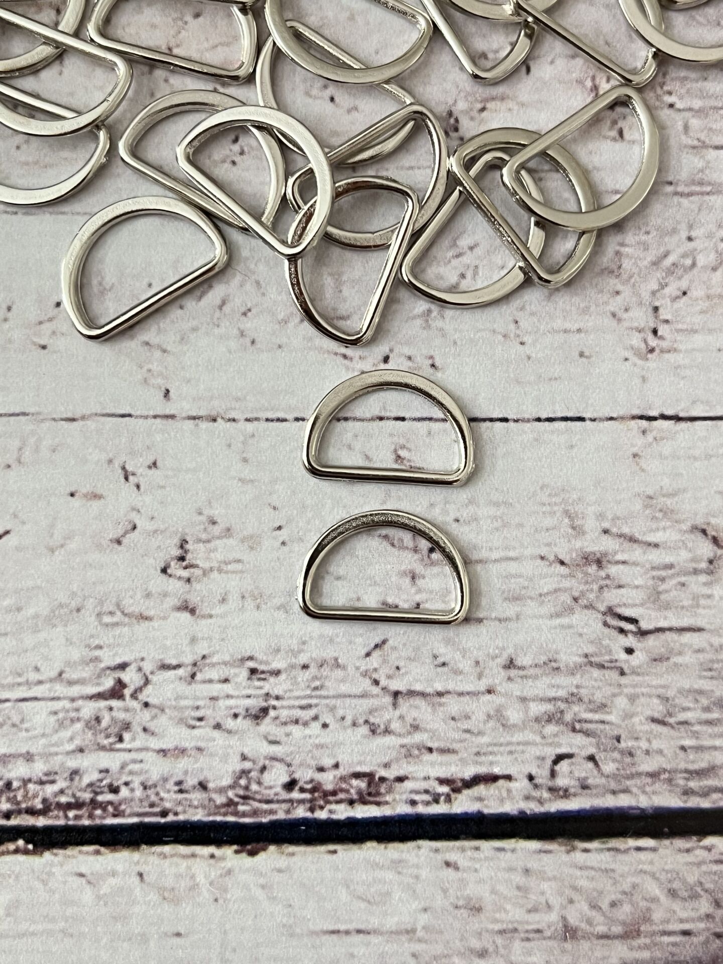 NİKEL EZME D HALKA 1 ÇİFT 1.5 CM