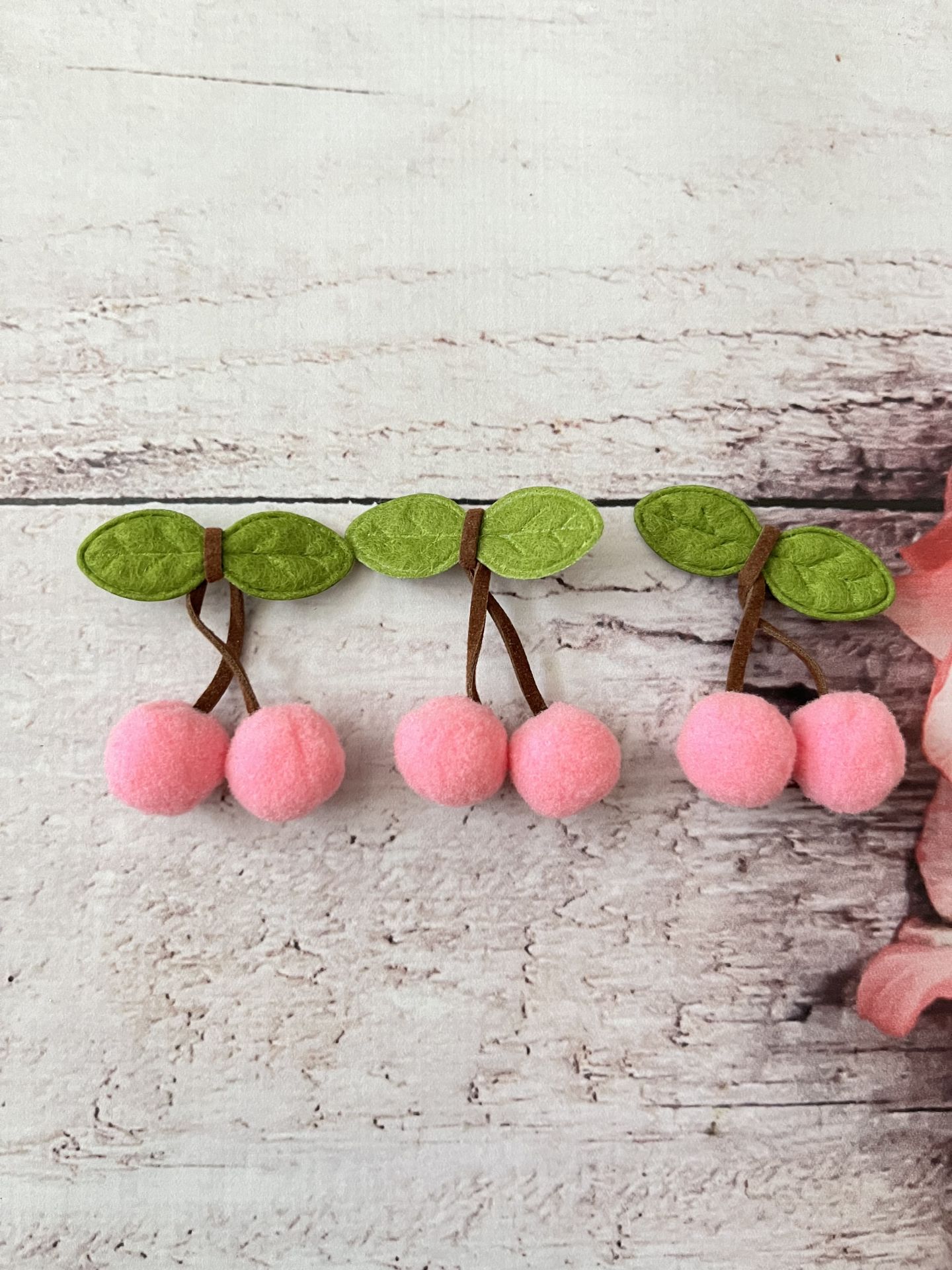 KEÇE KİRAZ PEMBE