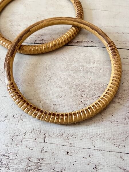 BAMBU GÖRÜNÜMLÜ YUVARLAK YARIM ÖRGÜ SAP 12 CM