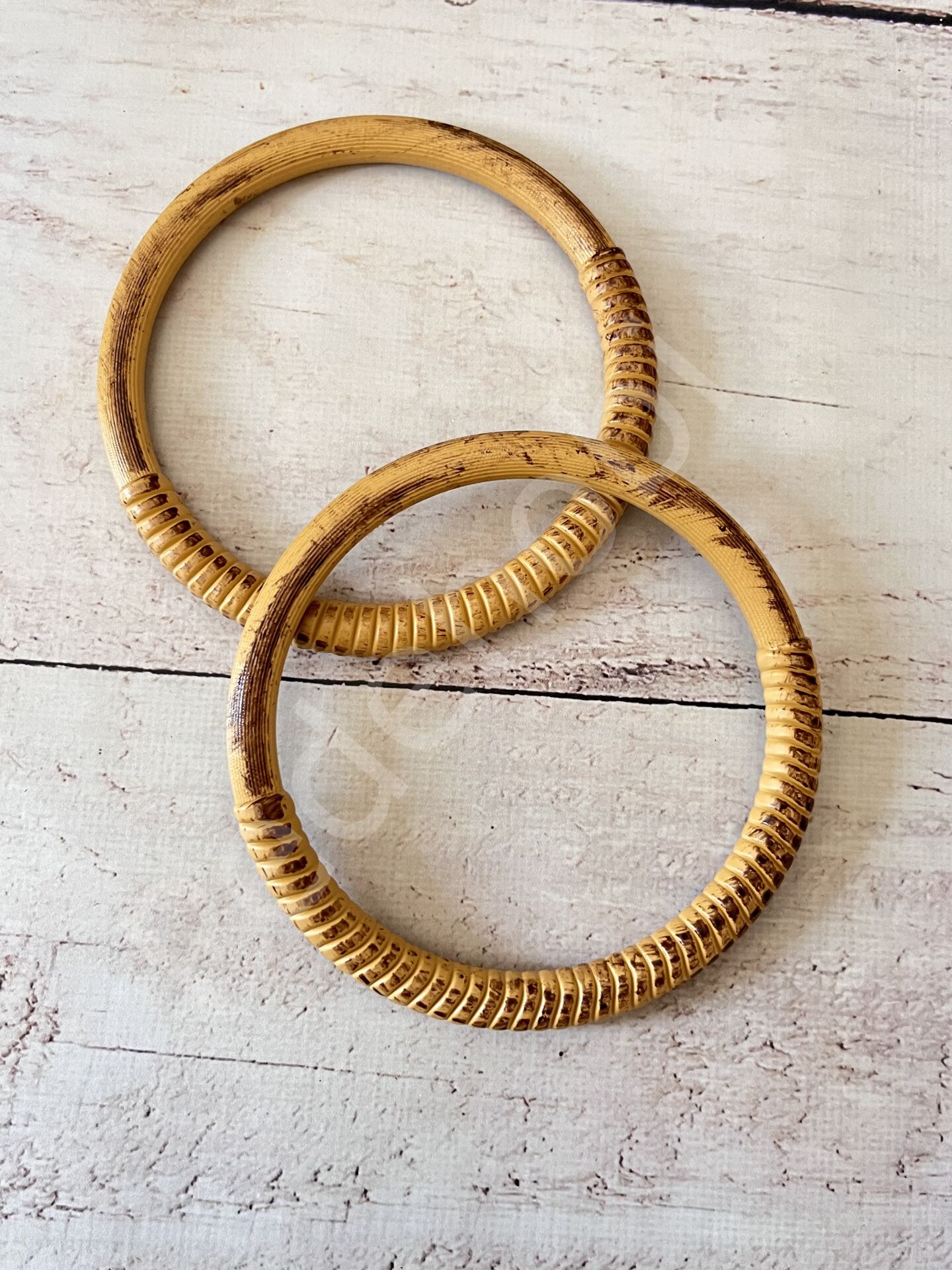 BAMBU GÖRÜNÜMLÜ YUVARLAK YARIM ÖRGÜ SAP 14 CM