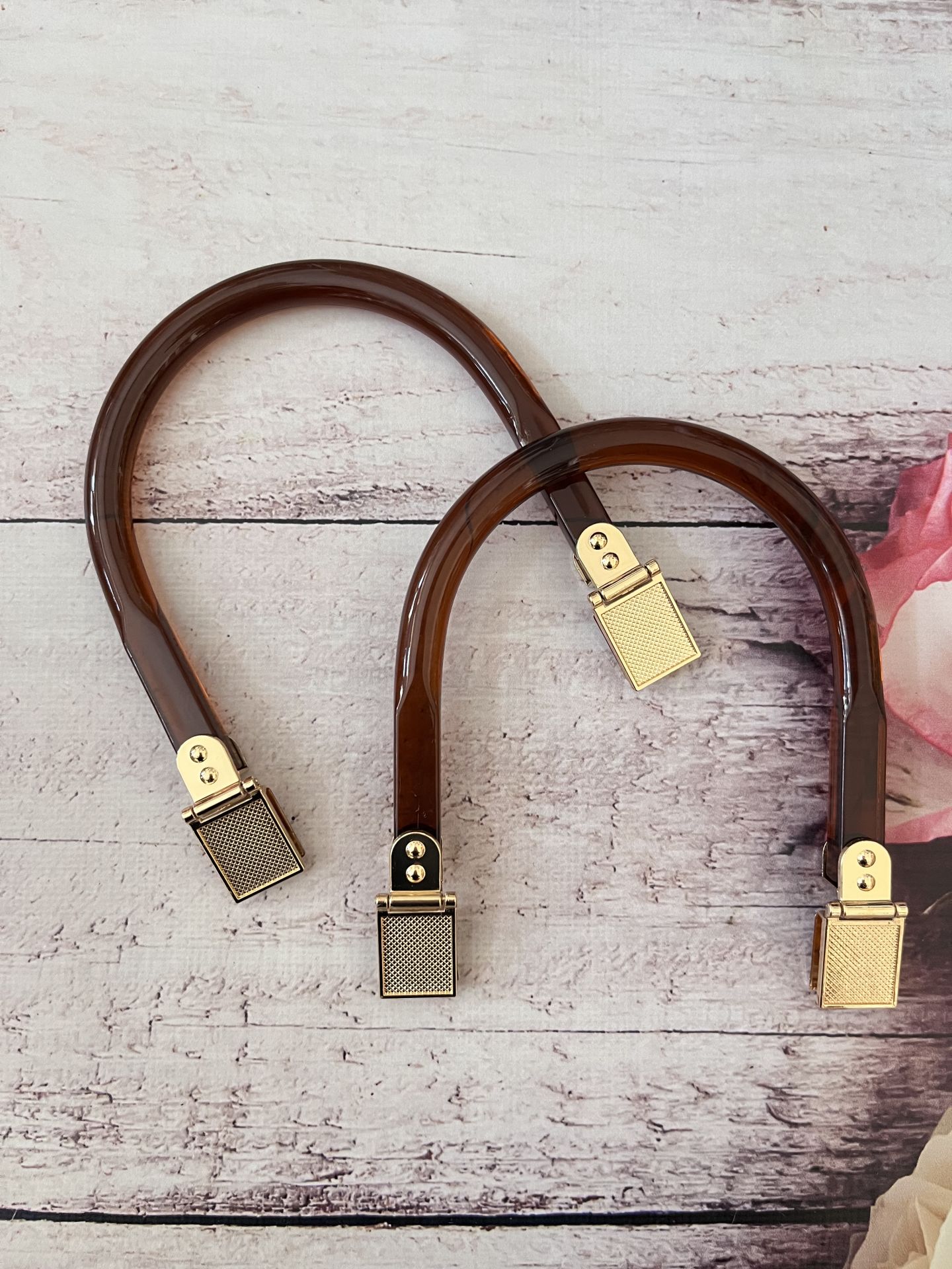 FENDİ MODEL  AKRİLİK ÇANTA SAPI